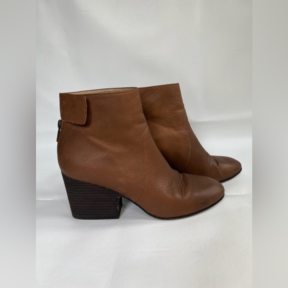 EILEEN FISHER Harris Vero Cuoio LEATHER Ankle Bootie Whiskey Zip Closure Size 9 - Picture 9 of 16